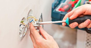 Электромонтажные работы Кирово-Чепецк цена 462 руб Электрика под ключ